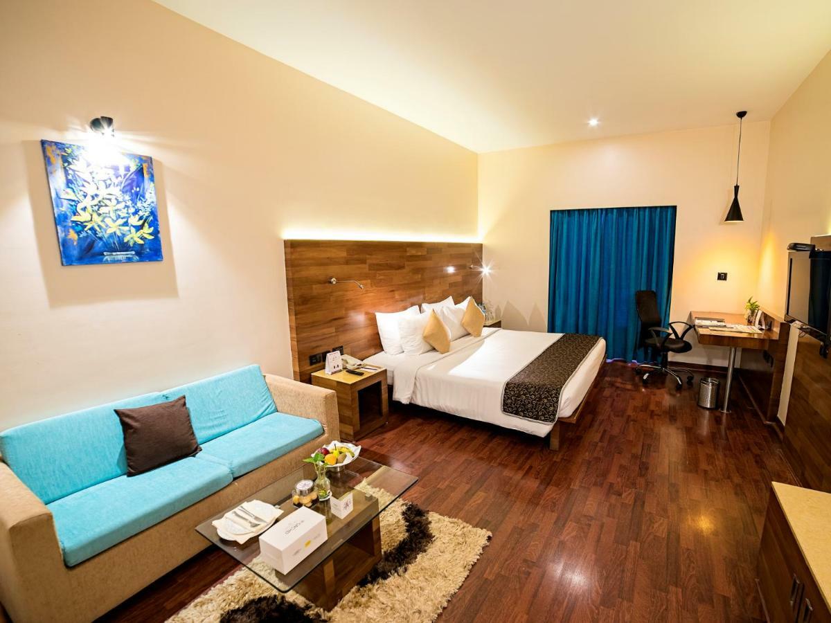 The Orchid Hotel Hinjewadi Púna Exteriér fotografie A room at the hotel